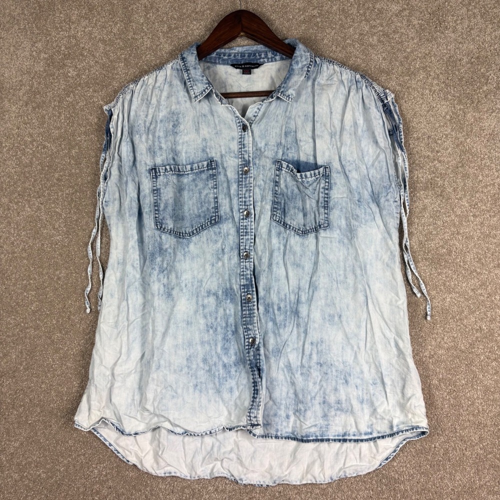 Rock & Republic Womens XXL Light Acid Wash Sleeveless Denim Button Up Shirt Top